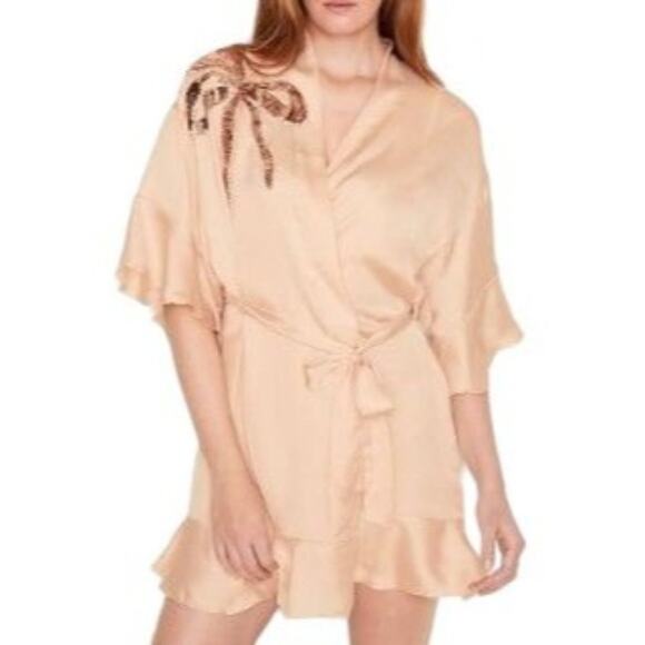 Victoria's Secret Georgette Flounce Robe Sequin Bow Champagne M/L - Picture 2 of 13